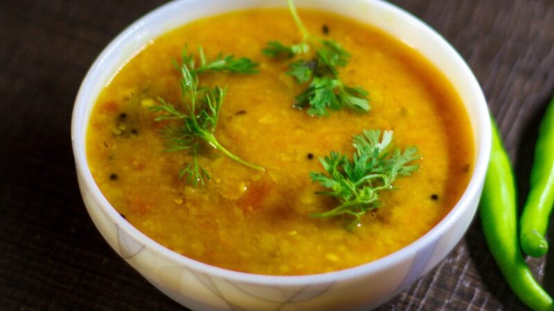 Zuppa di verdure e lenticchie con freselle